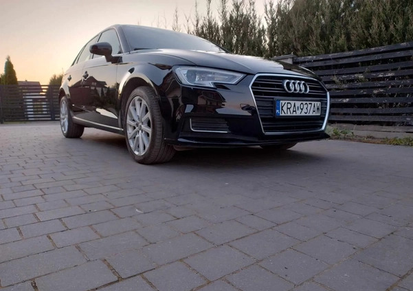 Audi A3 cena 56900 przebieg: 79000, rok produkcji 2016 z Sandomierz małe 46